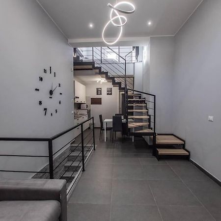 Modern Loft Center Of Turin + Jacuzzi 30M Metro Leilighet Collegno Eksteriør bilde