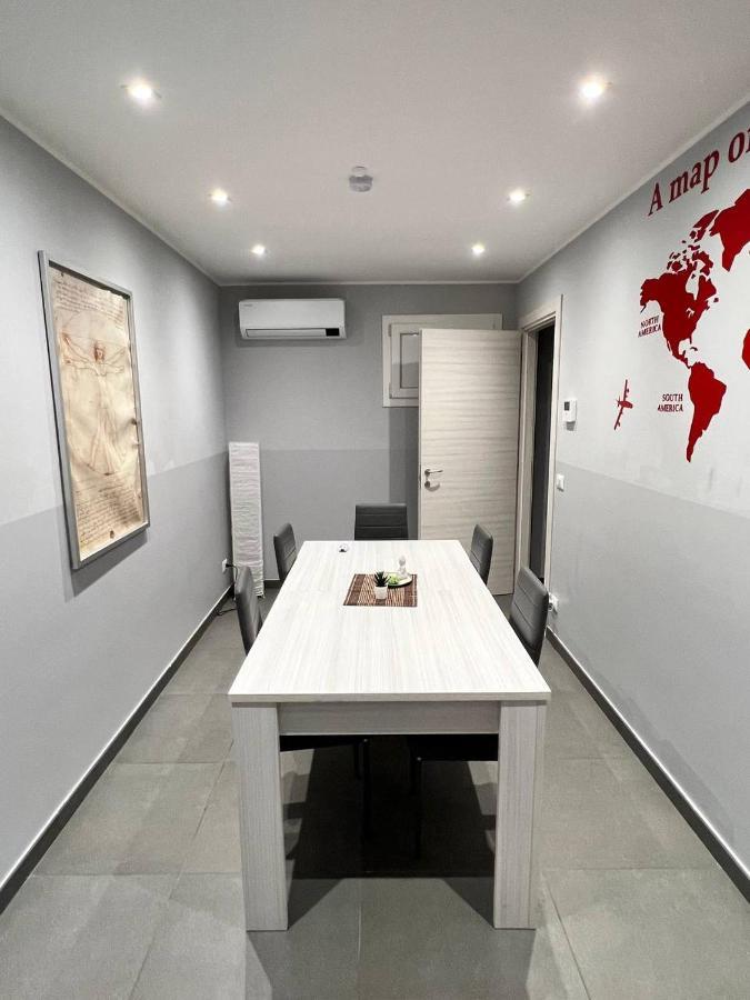 Modern Loft Center Of Turin + Jacuzzi 30M Metro Leilighet Collegno Eksteriør bilde