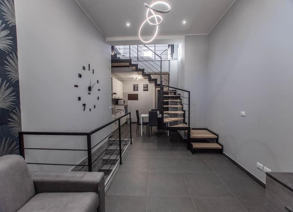 Modern Loft Center Of Turin + Jacuzzi 30M Metro Leilighet Collegno Eksteriør bilde