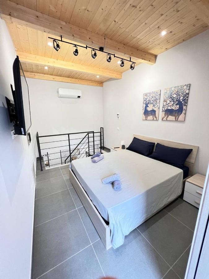 Modern Loft Center Of Turin + Jacuzzi 30M Metro Leilighet Collegno Eksteriør bilde